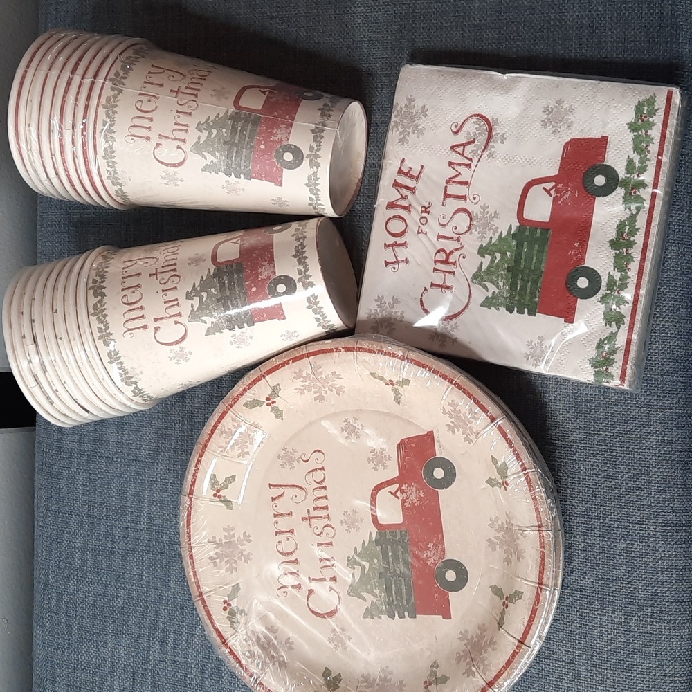 Paper Plates Dessert Cocktail Cups Set Merry Christmas Truck NWT